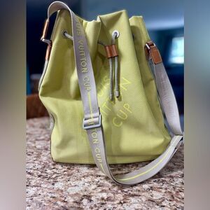 RARE Louis Vuitton 2002 Damier Geant LV Cup Volunteer Bag
